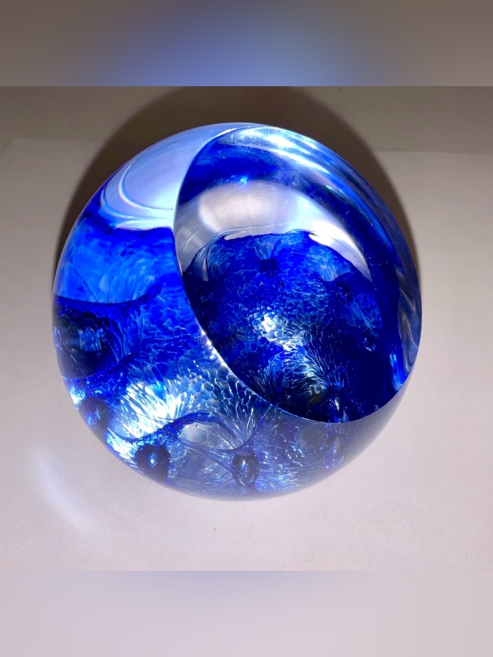 Vtg Signed CAITHNESS Cobalt Blue Glass Paperweight Orb Sphere Celebration